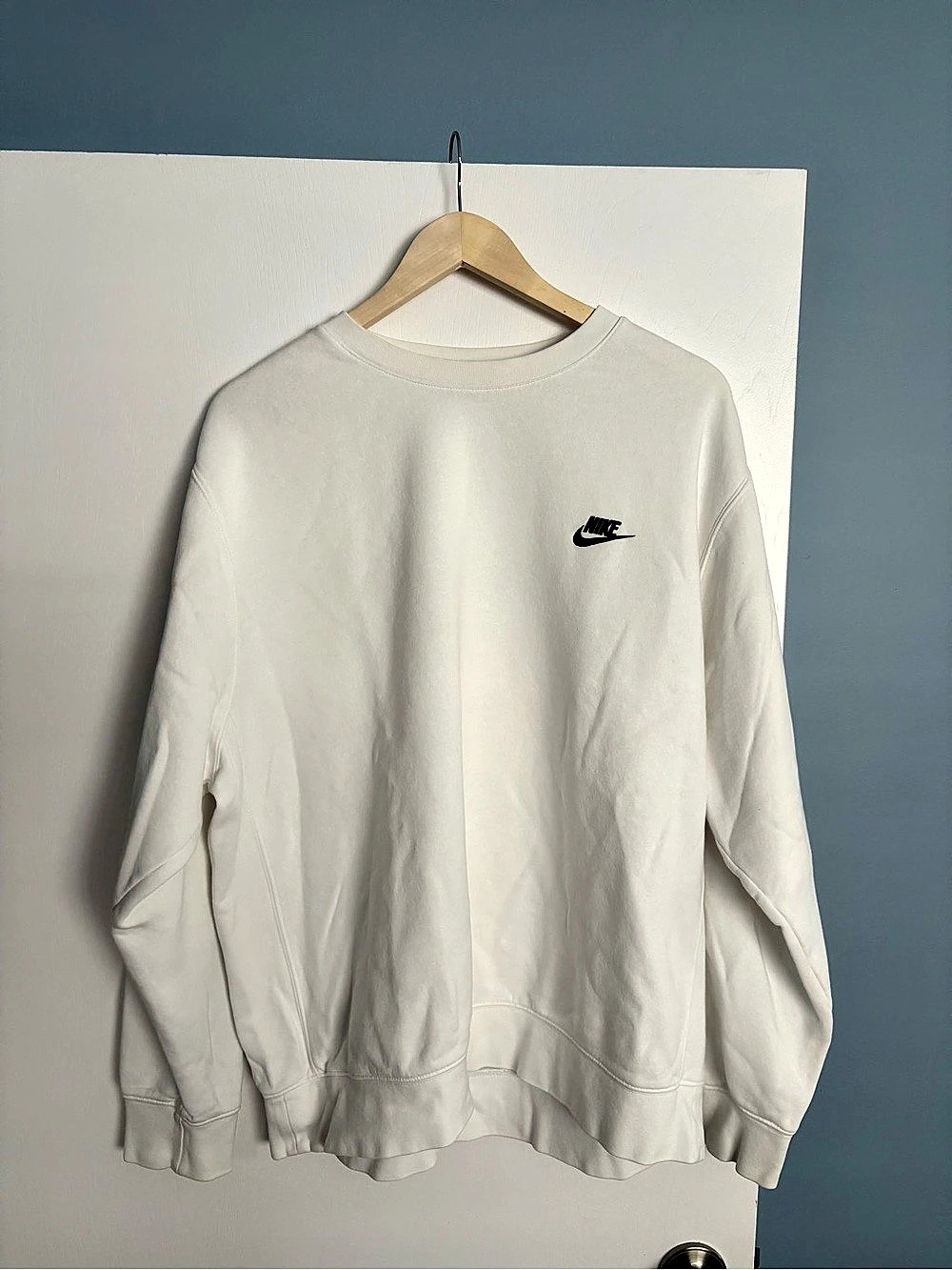 Nike Sportswear Club Fleece Crewneck Sweatshirt White Crewneck Sweatshirt XL